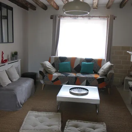 Agreable Maison De De 120m² A *